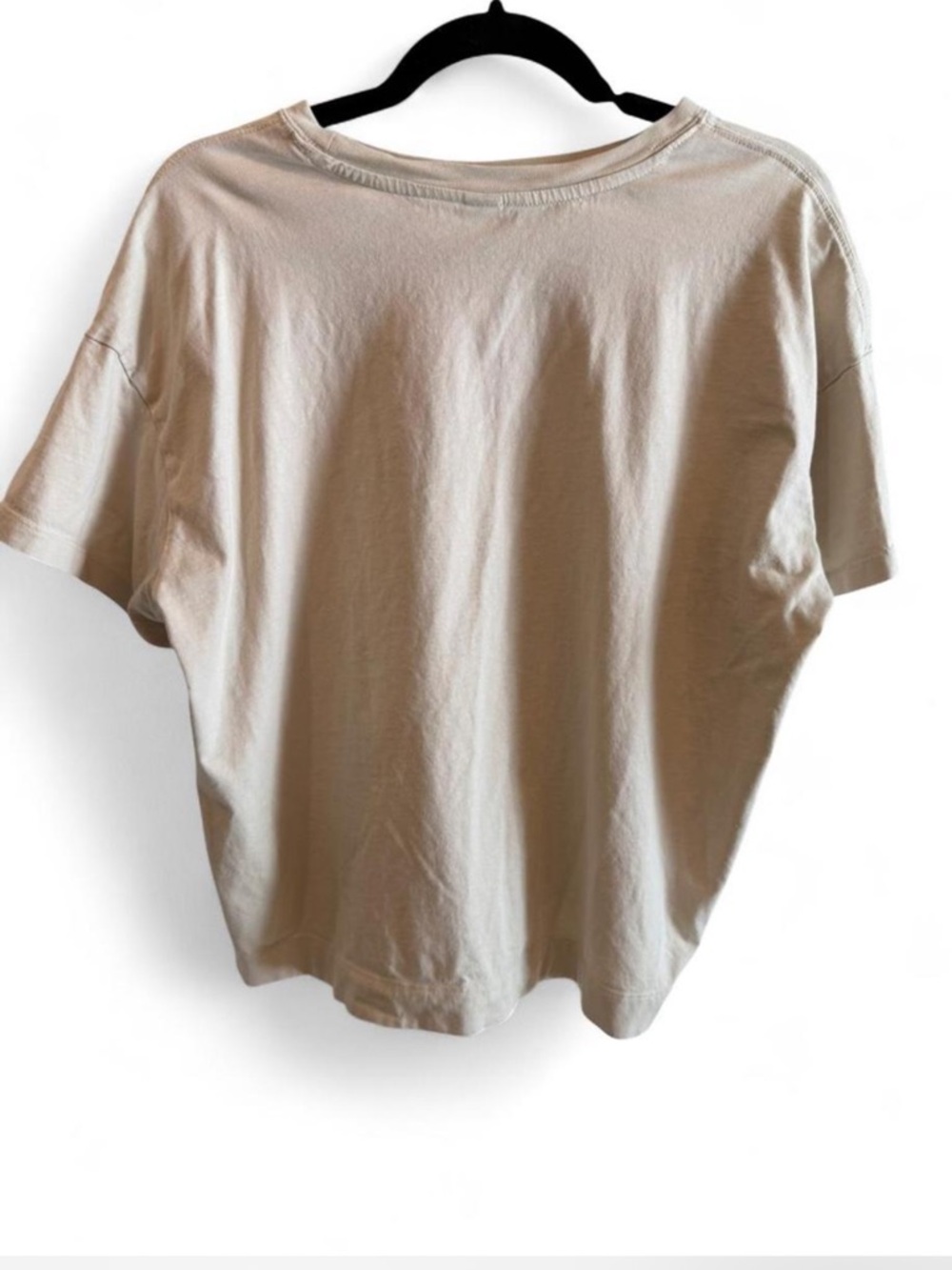 Old Navy Short Sleeve Relaxed Tee in Light Beige